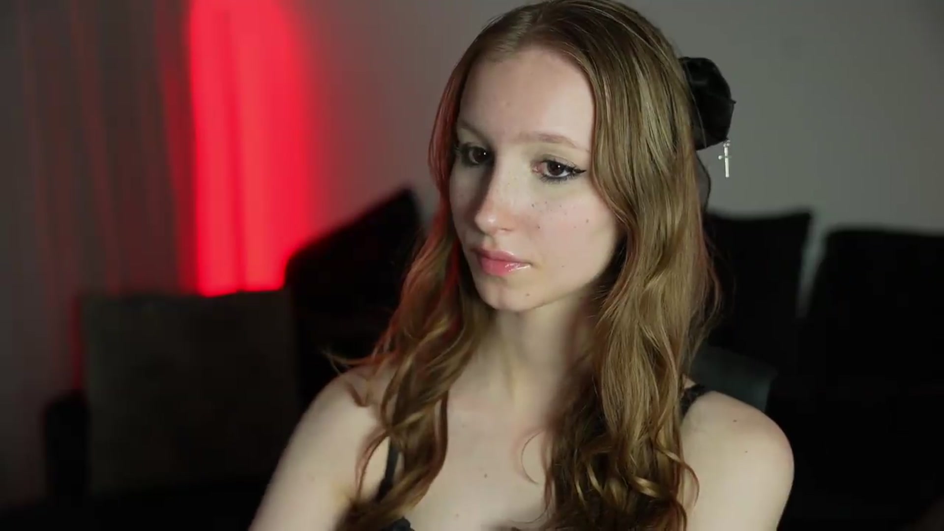 Gallery image thumbnail from Sw33t_g1rl's myfreecams stream on, 07/02/2026, 01:23 image 9 of 20