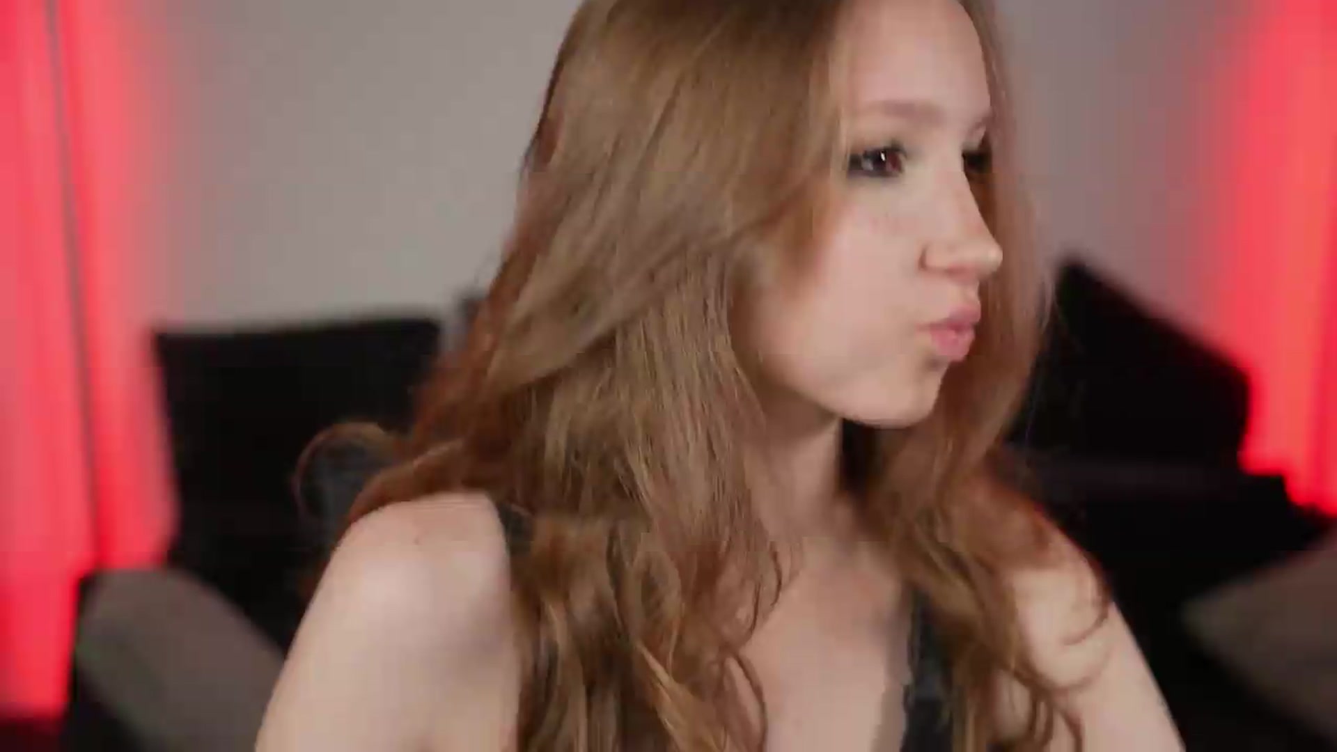 Gallery image thumbnail from Sw33t_g1rl's myfreecams stream on, 07/03/2026, 24:15 image 11 of 20