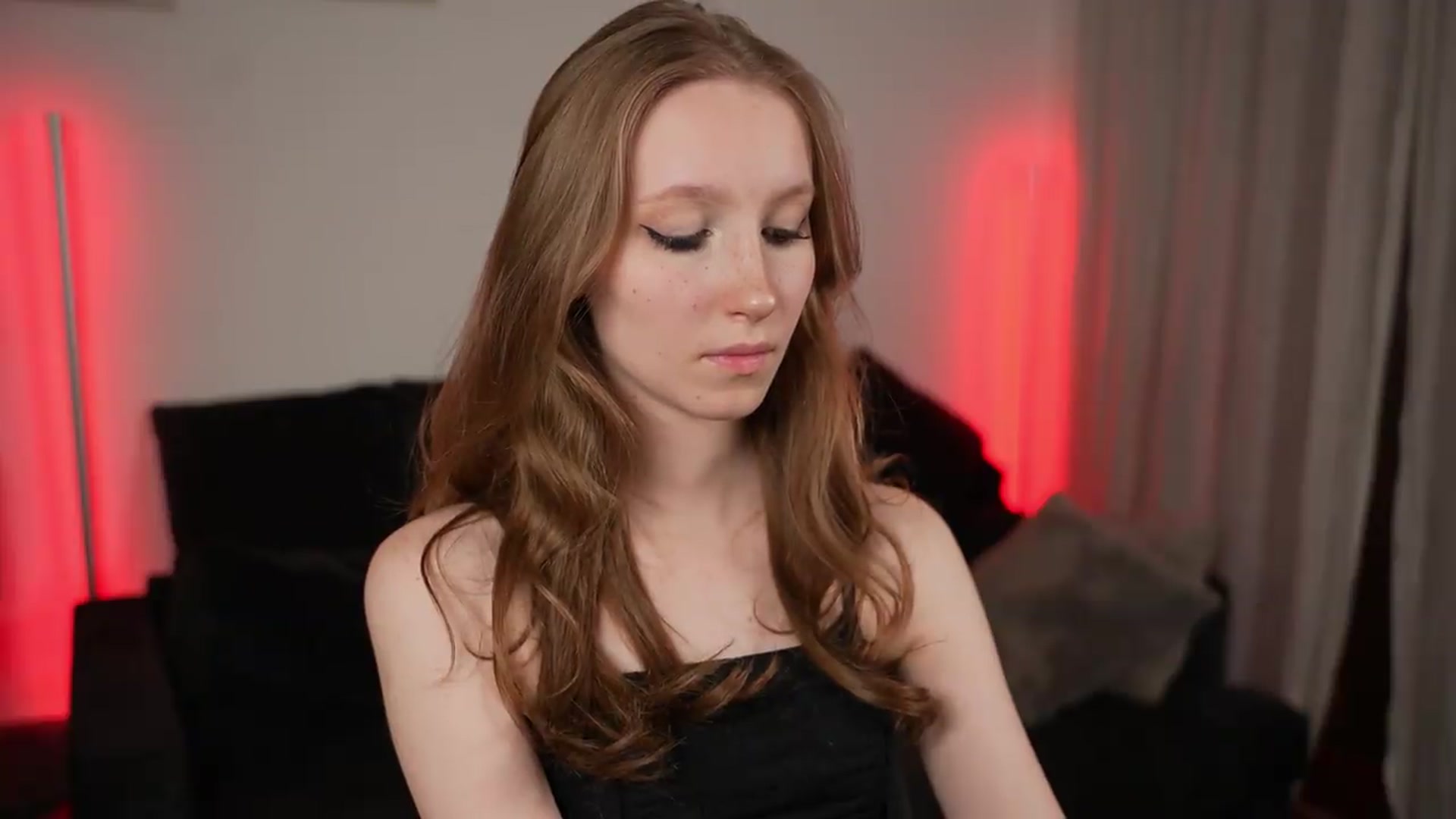 Gallery image thumbnail from Sw33t_g1rl's myfreecams stream on, 07/03/2026, 22:17 image 10 of 20