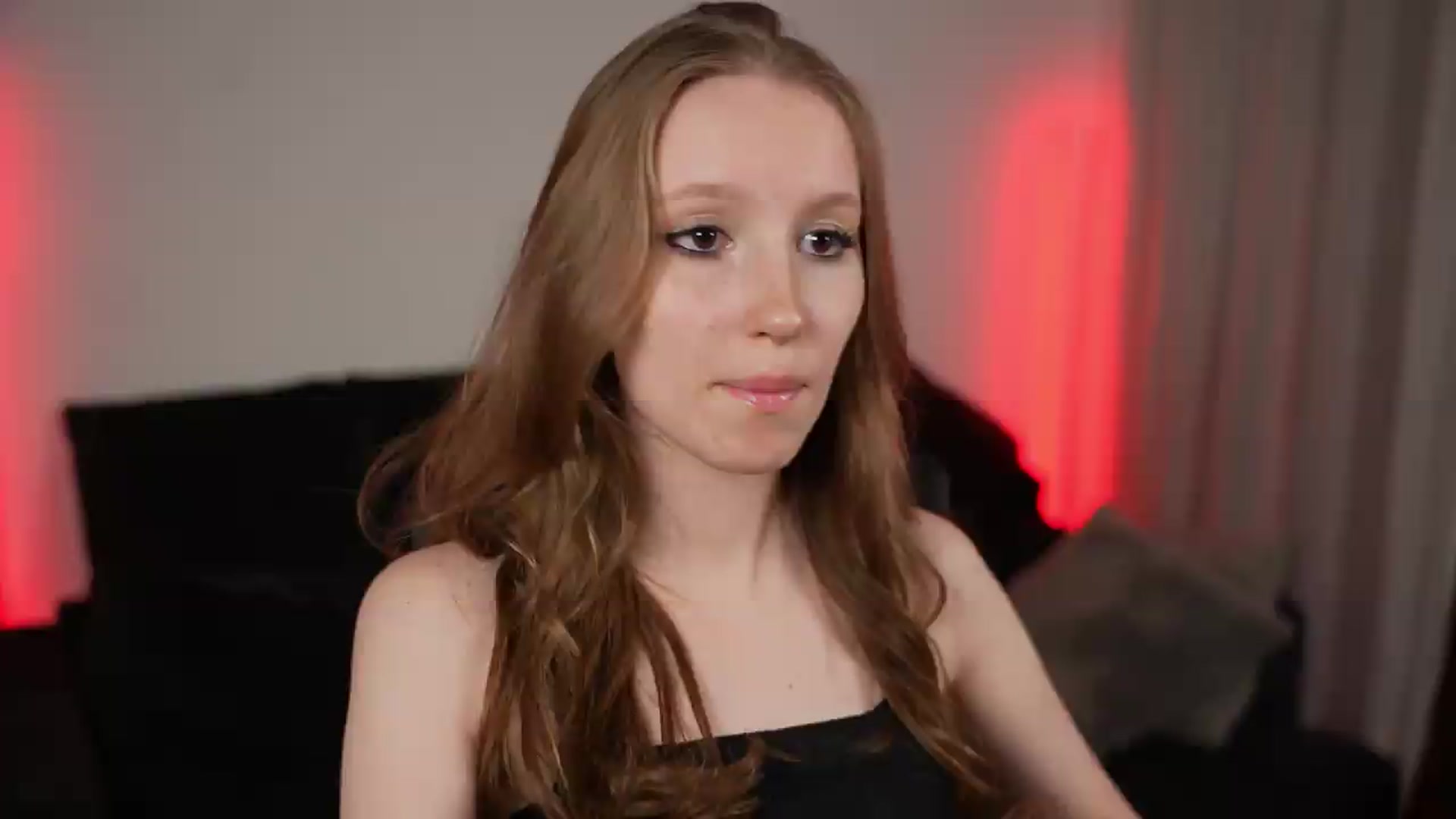 Gallery image thumbnail from Sw33t_g1rl's myfreecams stream on, 07/03/2026, 23:59 image 3 of 20