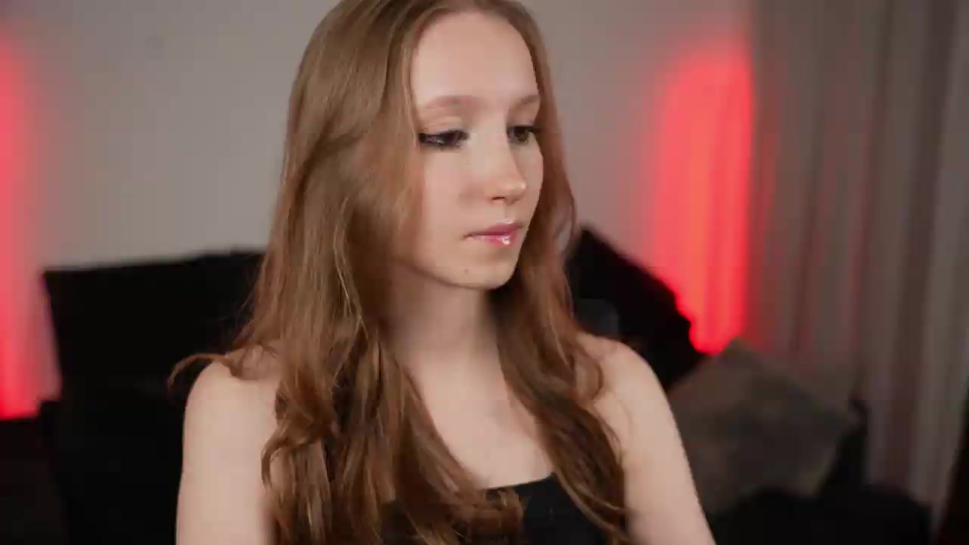 Gallery image thumbnail from Sw33t_g1rl's myfreecams stream on, 07/03/2026, 23:59 image 4 of 20