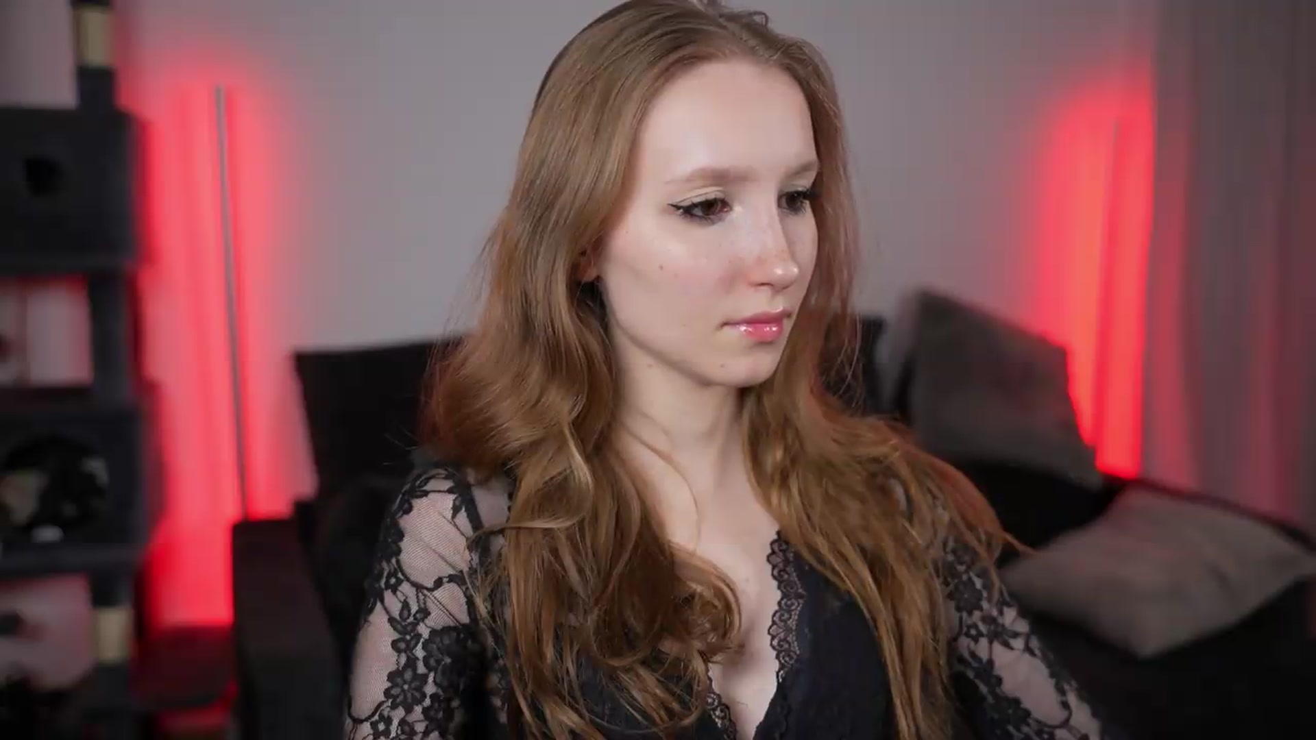 Gallery image thumbnail from Sw33t_g1rl's myfreecams stream on, 07/04/2026, 20:02 image 20 of 20