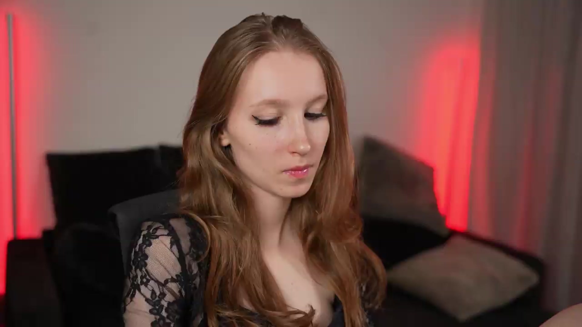 Gallery image thumbnail from Sw33t_g1rl's myfreecams stream on, 07/05/2026, 02:18 image 11 of 20