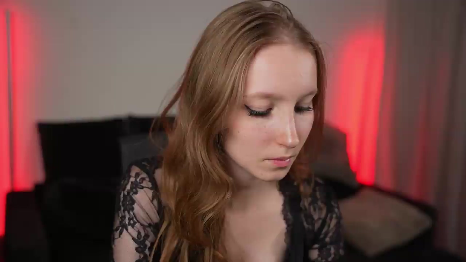 Gallery image thumbnail from Sw33t_g1rl's myfreecams stream on, 07/05/2026, 02:18 image 8 of 20