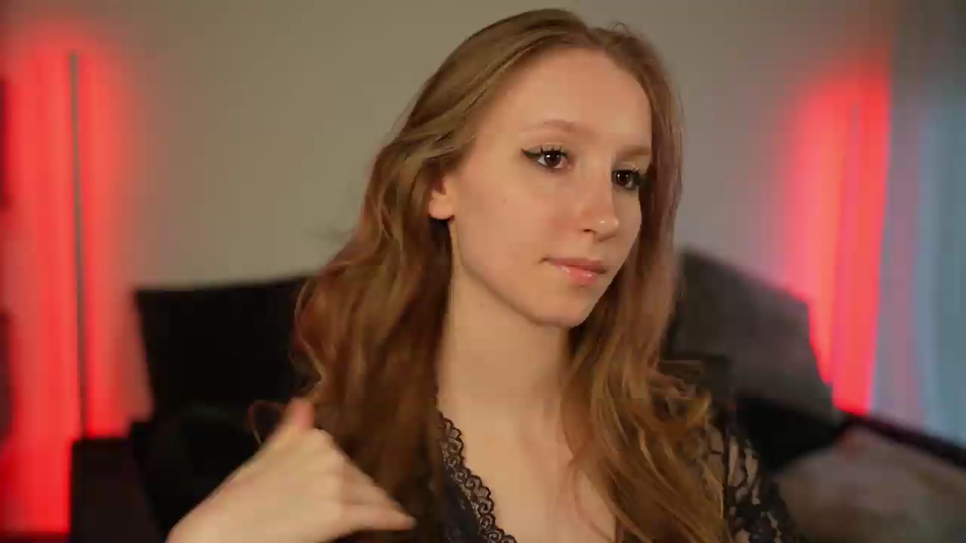 Gallery image thumbnail from Sw33t_g1rl's myfreecams stream on, 07/05/2026, 03:34 image 2 of 20