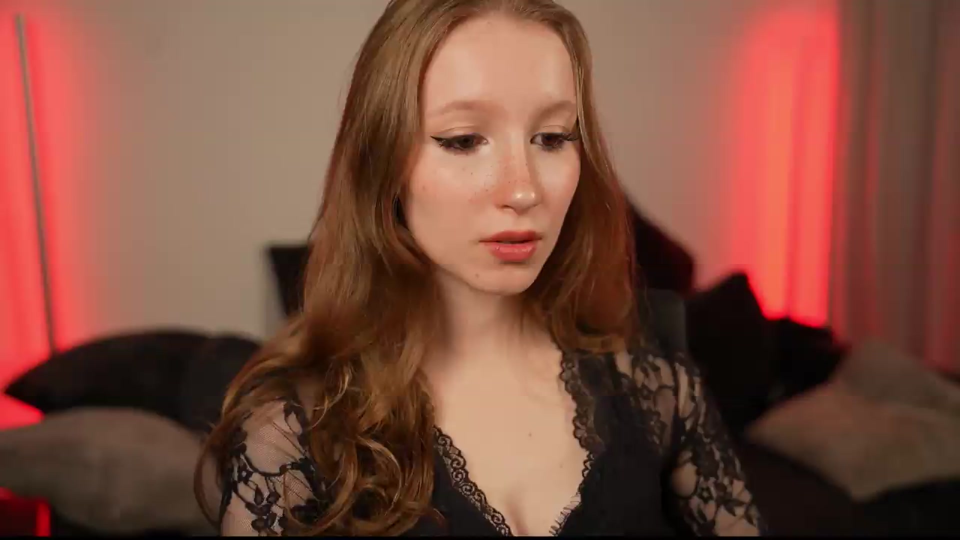 Gallery image thumbnail from Sw33t_g1rl's myfreecams stream on, 07/07/2026, 23:21 image 2 of 20
