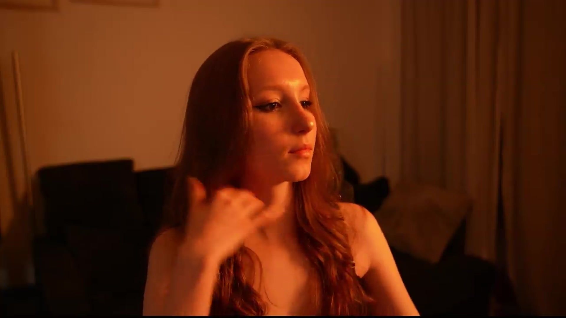 Gallery image thumbnail from Sw33t_g1rl's myfreecams stream on, 07/09/2026, 23:13 image 8 of 20