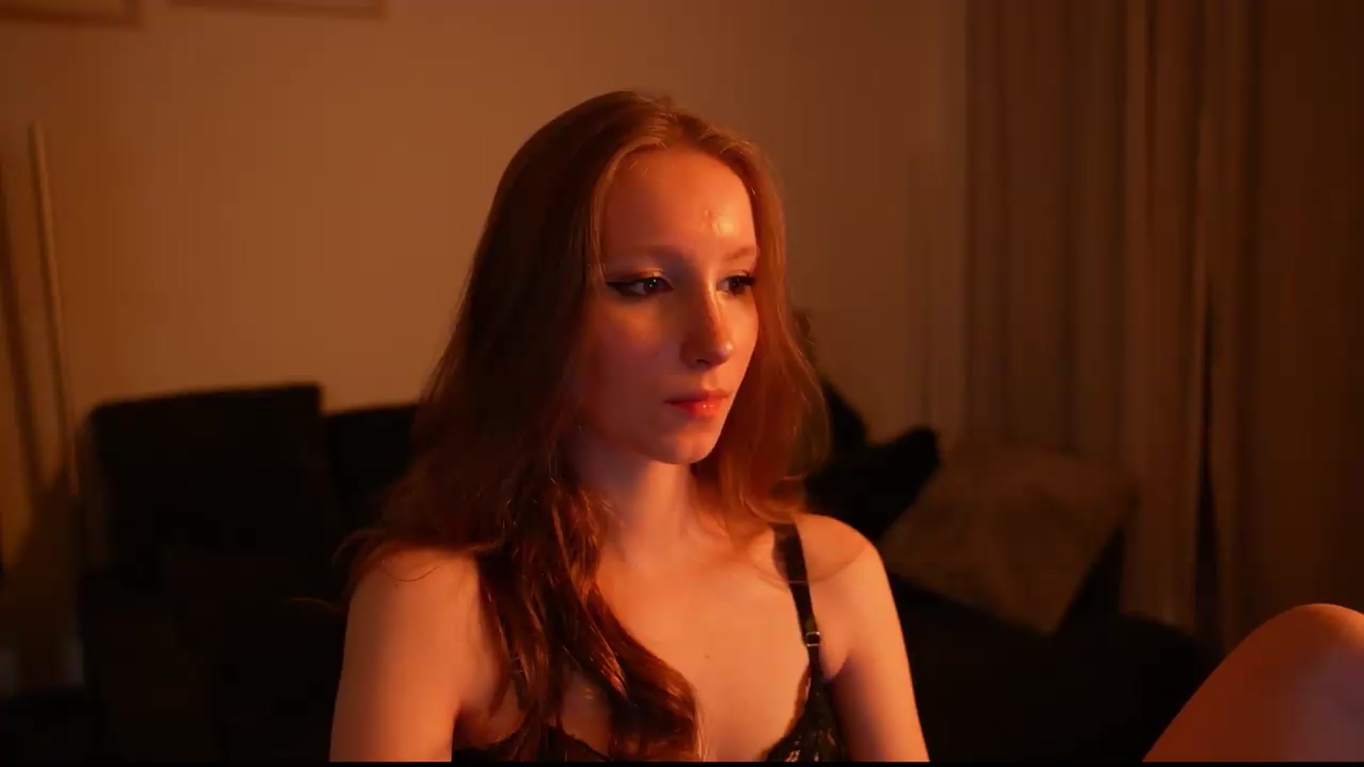 Gallery image thumbnail from Sw33t_g1rl's myfreecams stream on, 07/09/2026, 23:13 image 18 of 20