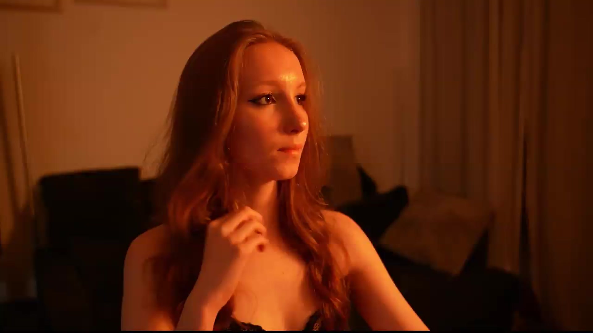 Gallery image thumbnail from Sw33t_g1rl's myfreecams stream on, 07/09/2026, 23:13 image 1 of 20