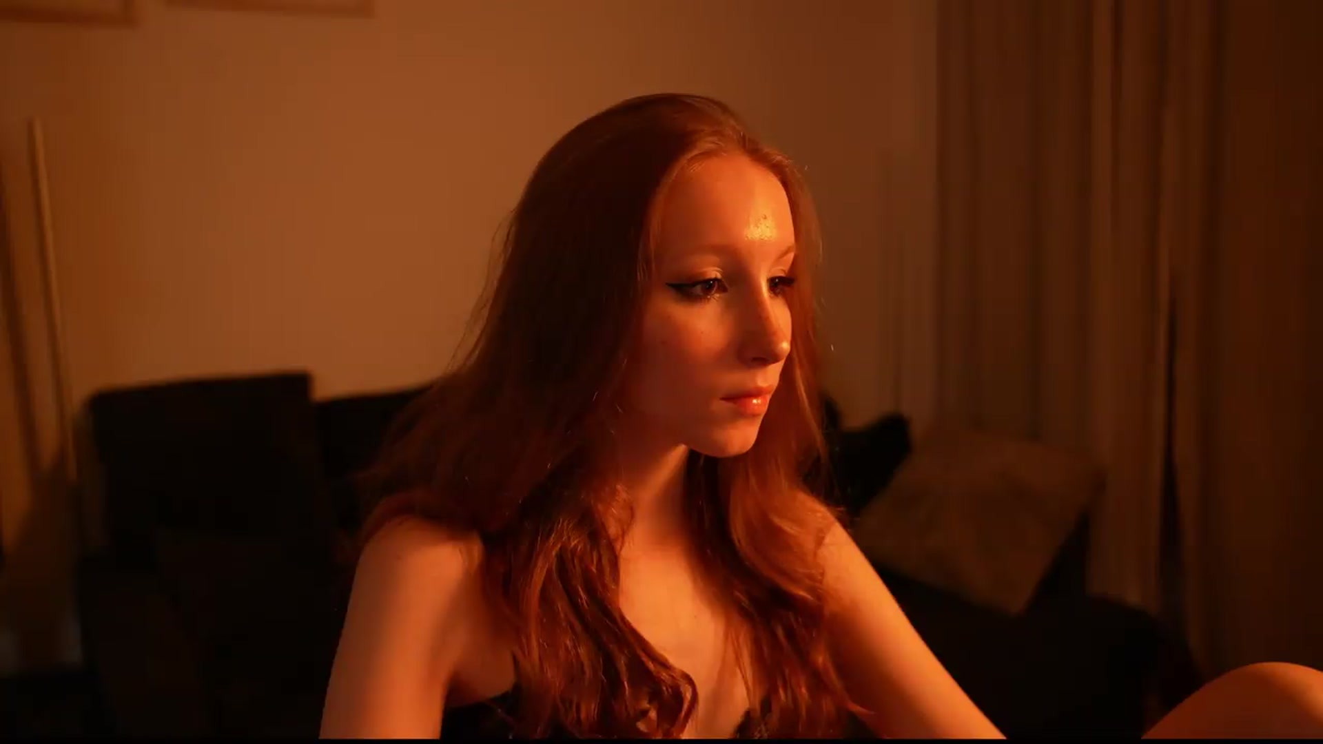 Gallery image thumbnail from Sw33t_g1rl's myfreecams stream on, 07/09/2026, 23:13 image 13 of 20