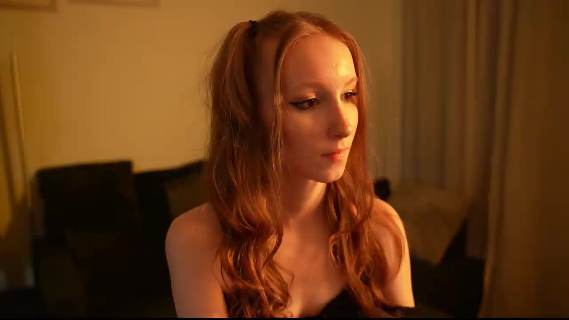 Gallery image thumbnail from Sw33t_g1rl's myfreecams stream on, 07/10/2026, 02:05 image 17 of 20
