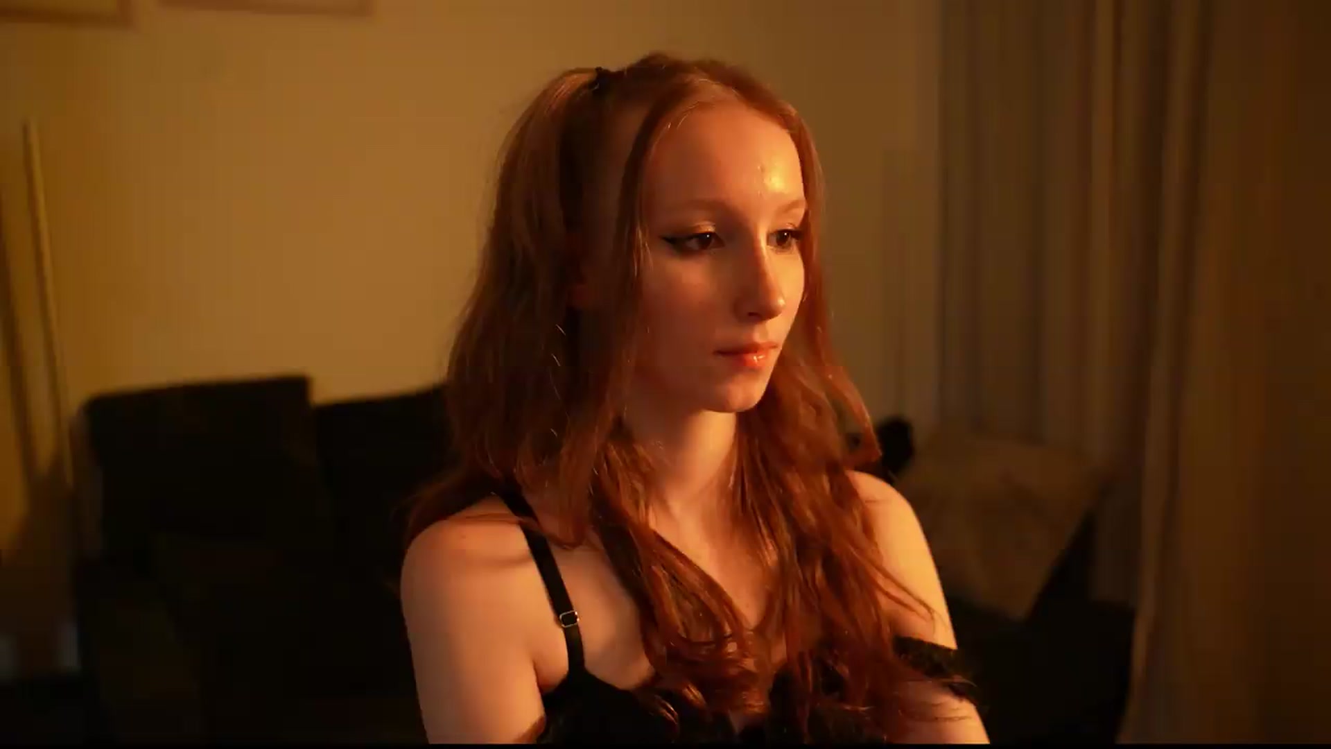 Gallery image thumbnail from Sw33t_g1rl's myfreecams stream on, 07/10/2026, 02:05 image 11 of 20