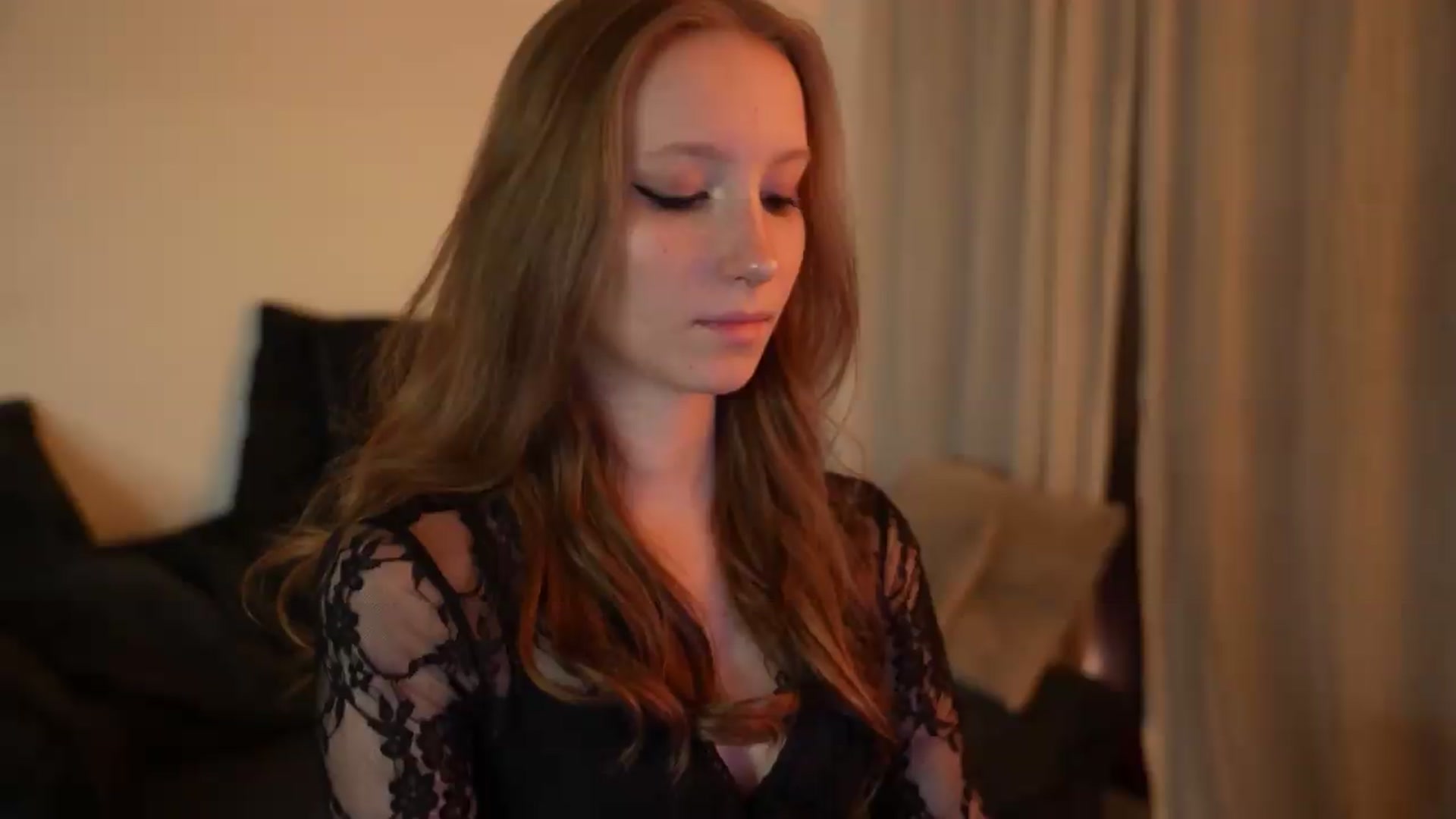 Gallery image thumbnail from Sw33t_g1rl's myfreecams stream on, 07/10/2026, 22:29 image 9 of 20