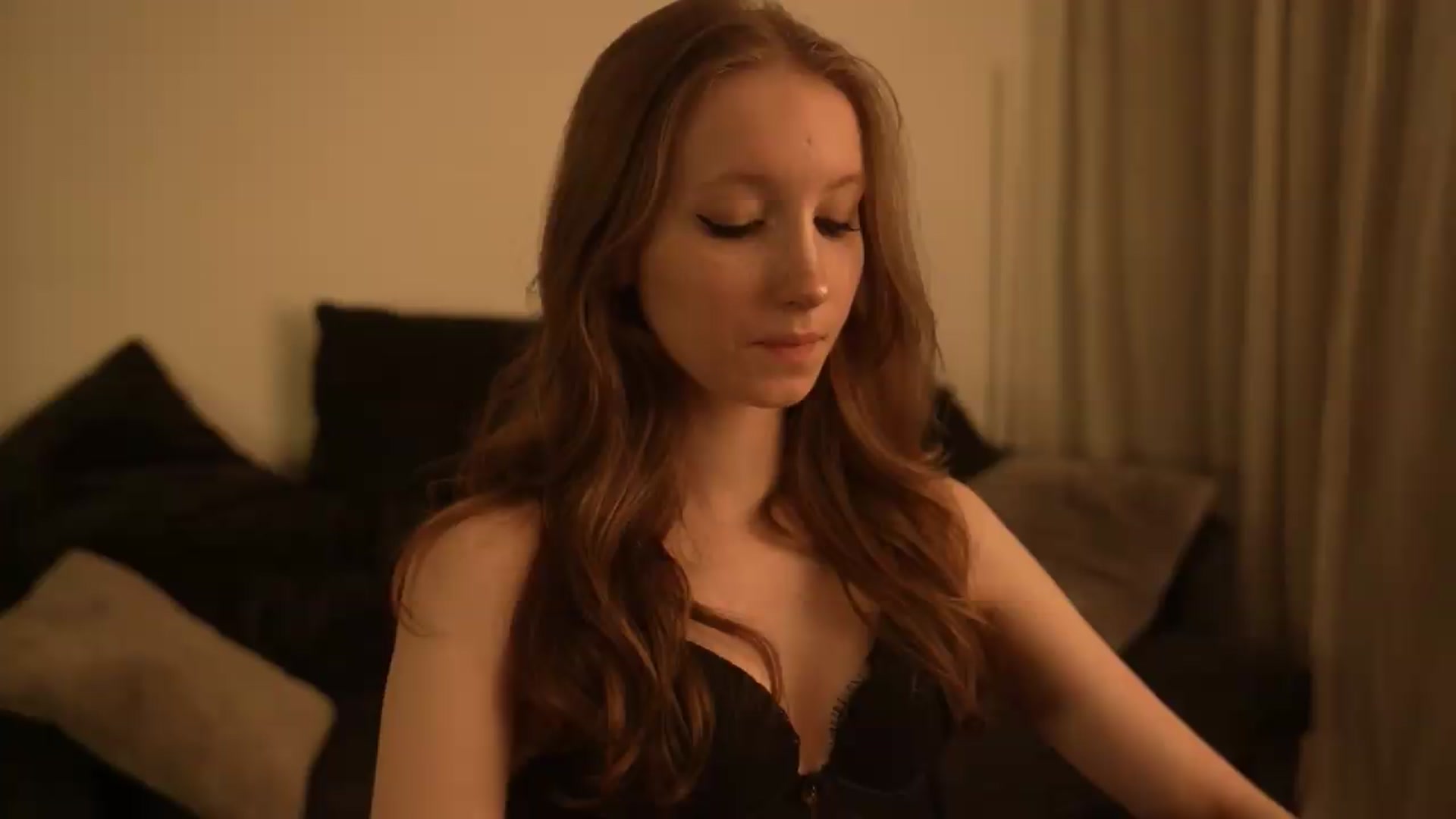 Gallery image thumbnail from Sw33t_g1rl's myfreecams stream on, 07/11/2026, 20:26 image 7 of 20