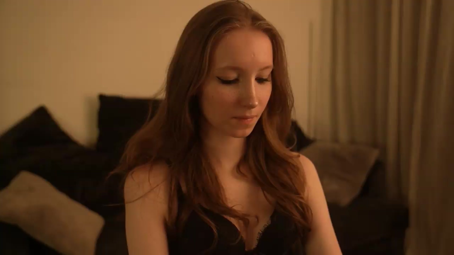 Gallery image thumbnail from Sw33t_g1rl's myfreecams stream on, 07/11/2026, 20:26 image 9 of 20