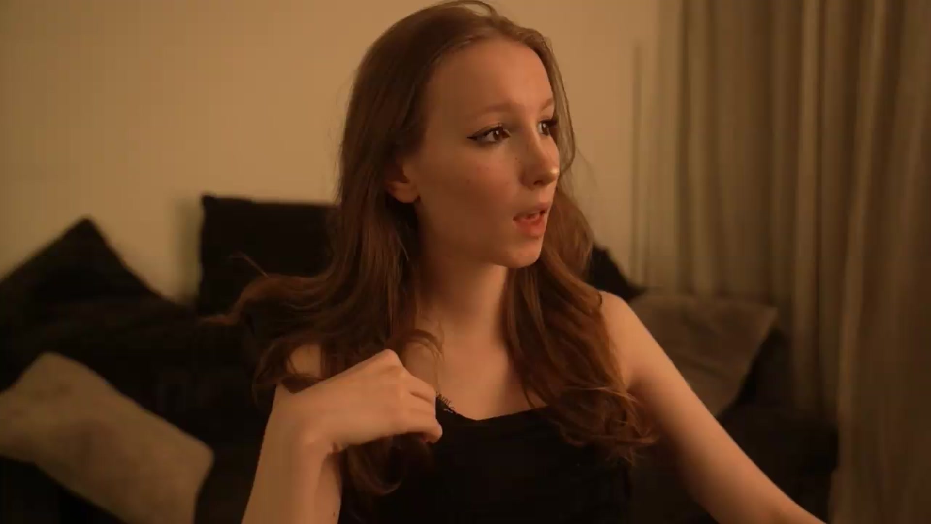 Gallery image thumbnail from Sw33t_g1rl's myfreecams stream on, 07/11/2026, 20:26 image 1 of 20