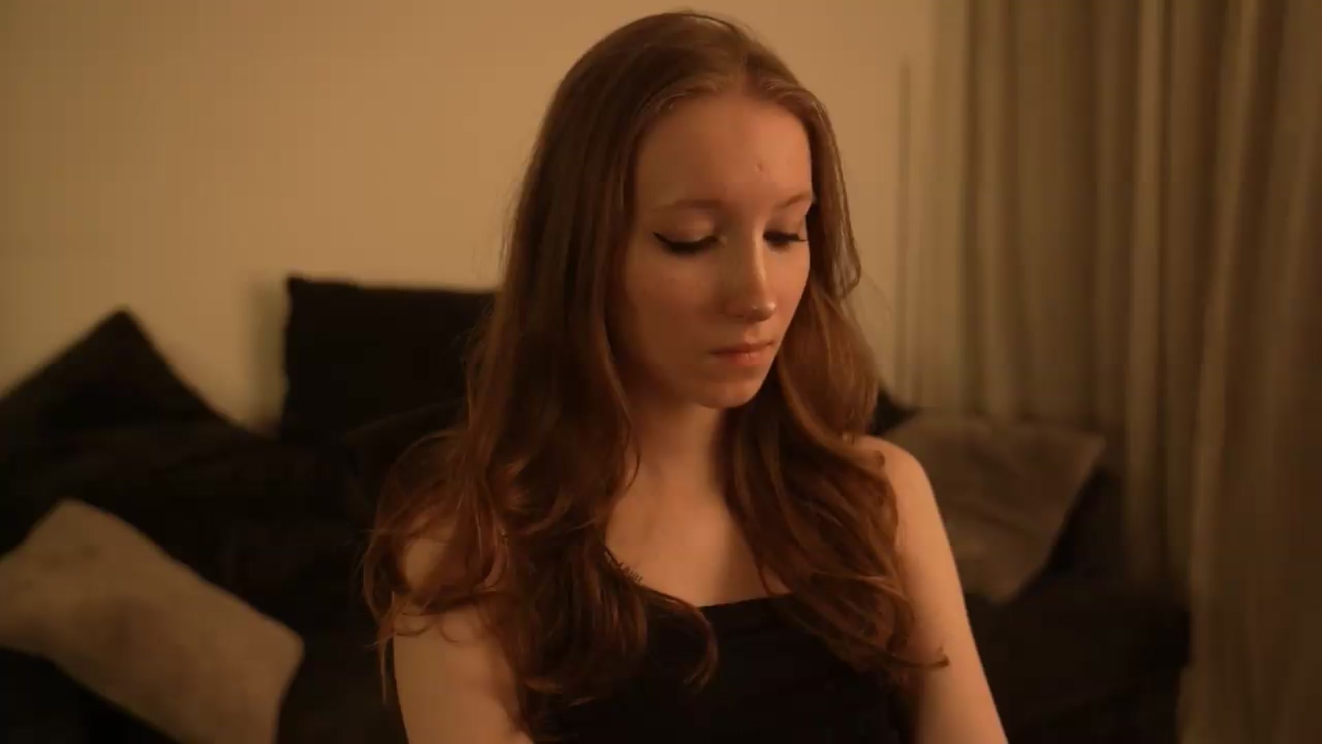 Gallery image thumbnail from Sw33t_g1rl's myfreecams stream on, 07/11/2026, 20:26 image 3 of 20