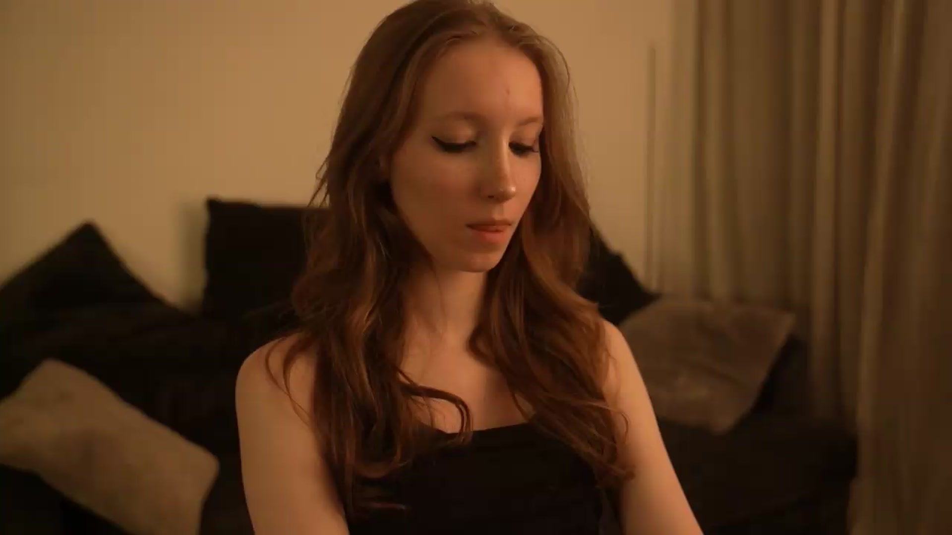 Gallery image thumbnail from Sw33t_g1rl's myfreecams stream on, 07/11/2026, 20:26 image 5 of 20