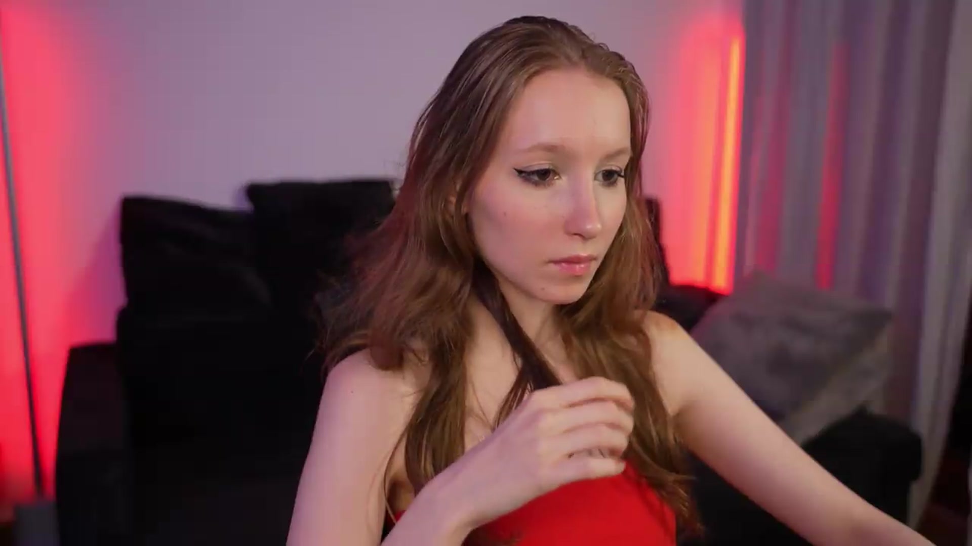 Gallery image thumbnail from Sw33t_g1rl's myfreecams stream on, 07/17/2026, 23:01 image 20 of 20