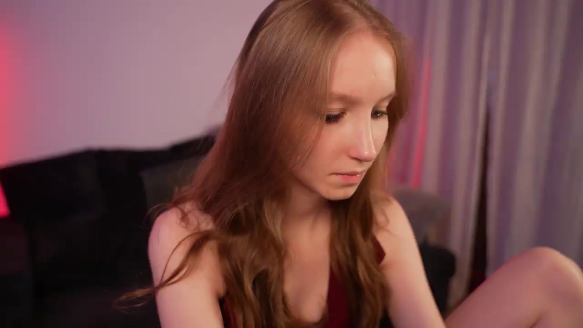 Gallery image thumbnail from Sw33t_g1rl's myfreecams stream on, 07/22/2026, 15:53 image 19 of 20