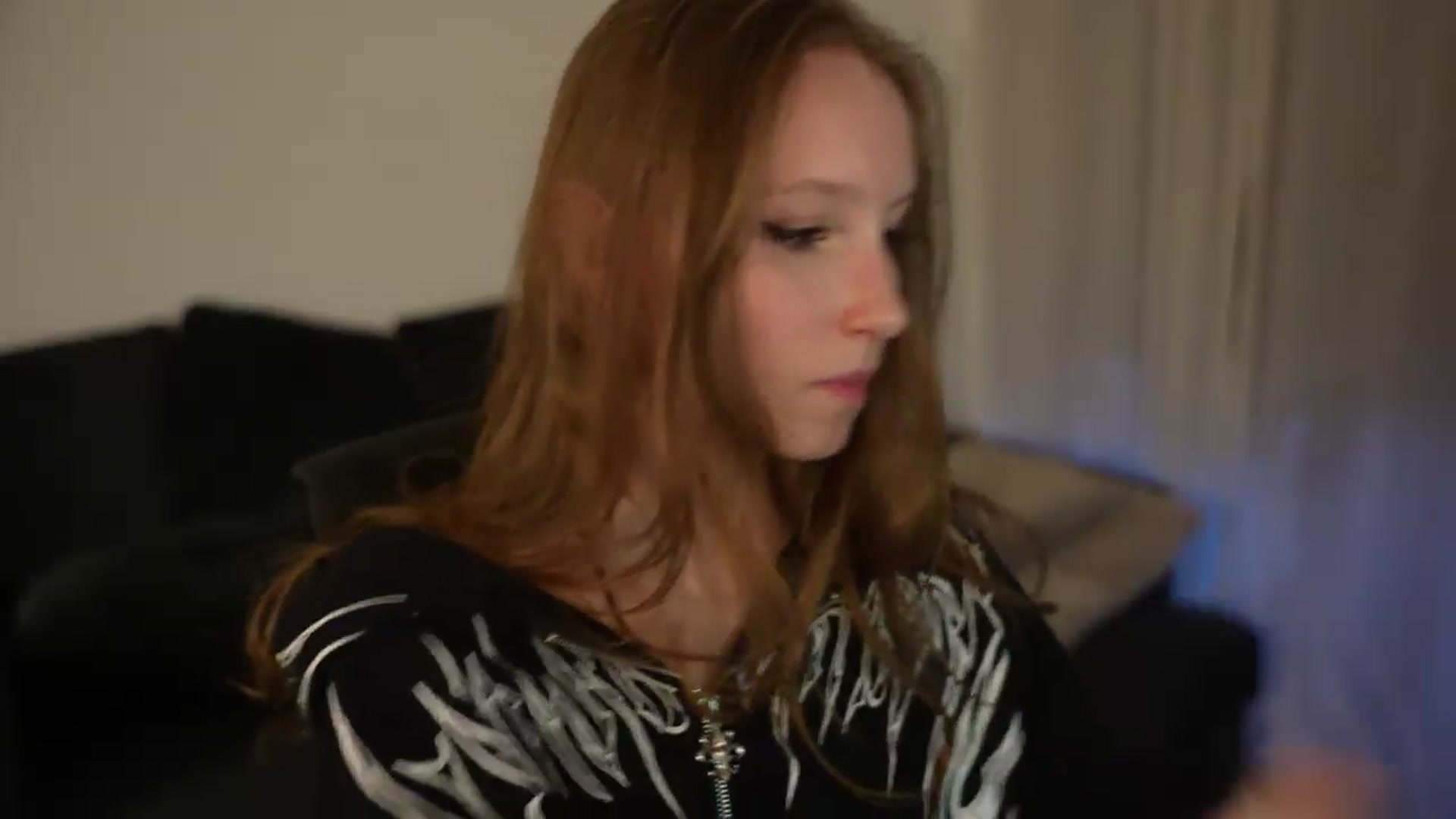 Gallery image thumbnail from Sw33t_g1rl's myfreecams stream on, 07/27/2026, 03:16 image 5 of 20