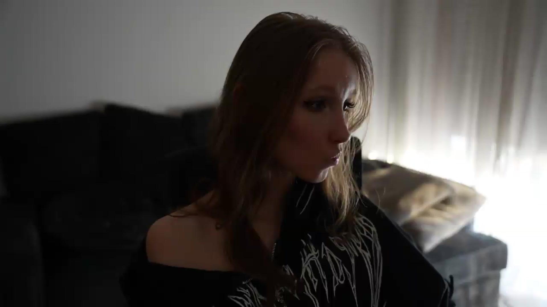 Gallery image thumbnail from Sw33t_g1rl's myfreecams stream on, 07/27/2026, 04:42 image 19 of 20