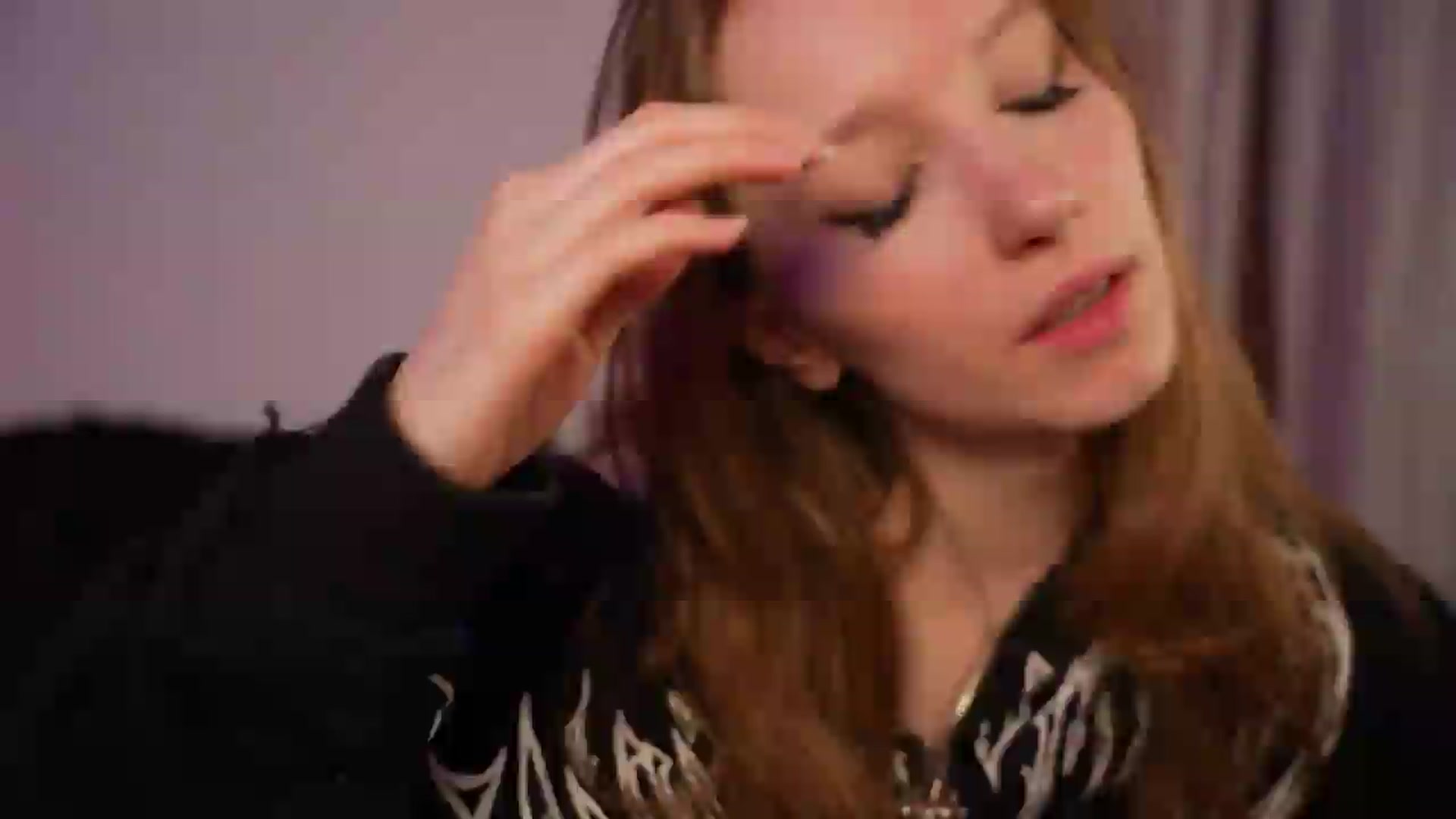 Gallery image thumbnail from Sw33t_g1rl's myfreecams stream on, 07/27/2026, 23:30 image 12 of 20