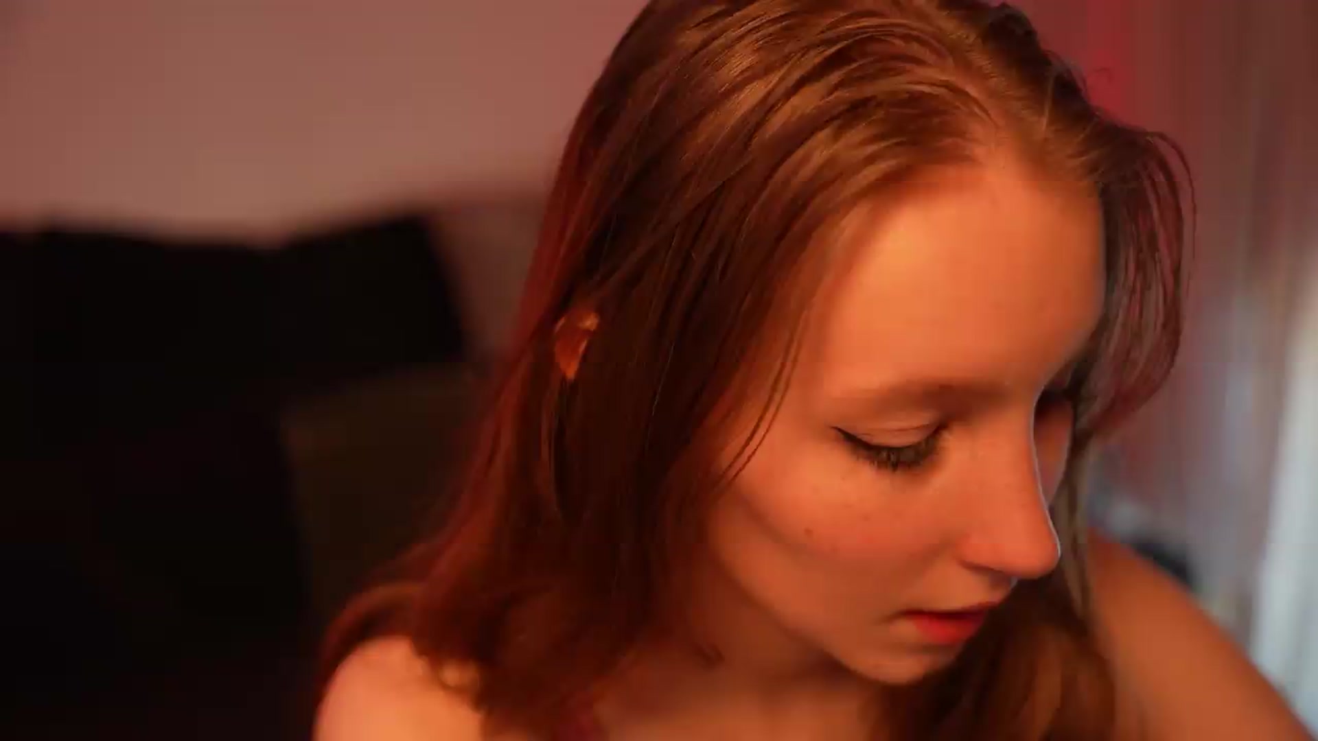Gallery image thumbnail from Sw33t_g1rl's myfreecams stream on, 07/31/2026, 17:31 image 4 of 20