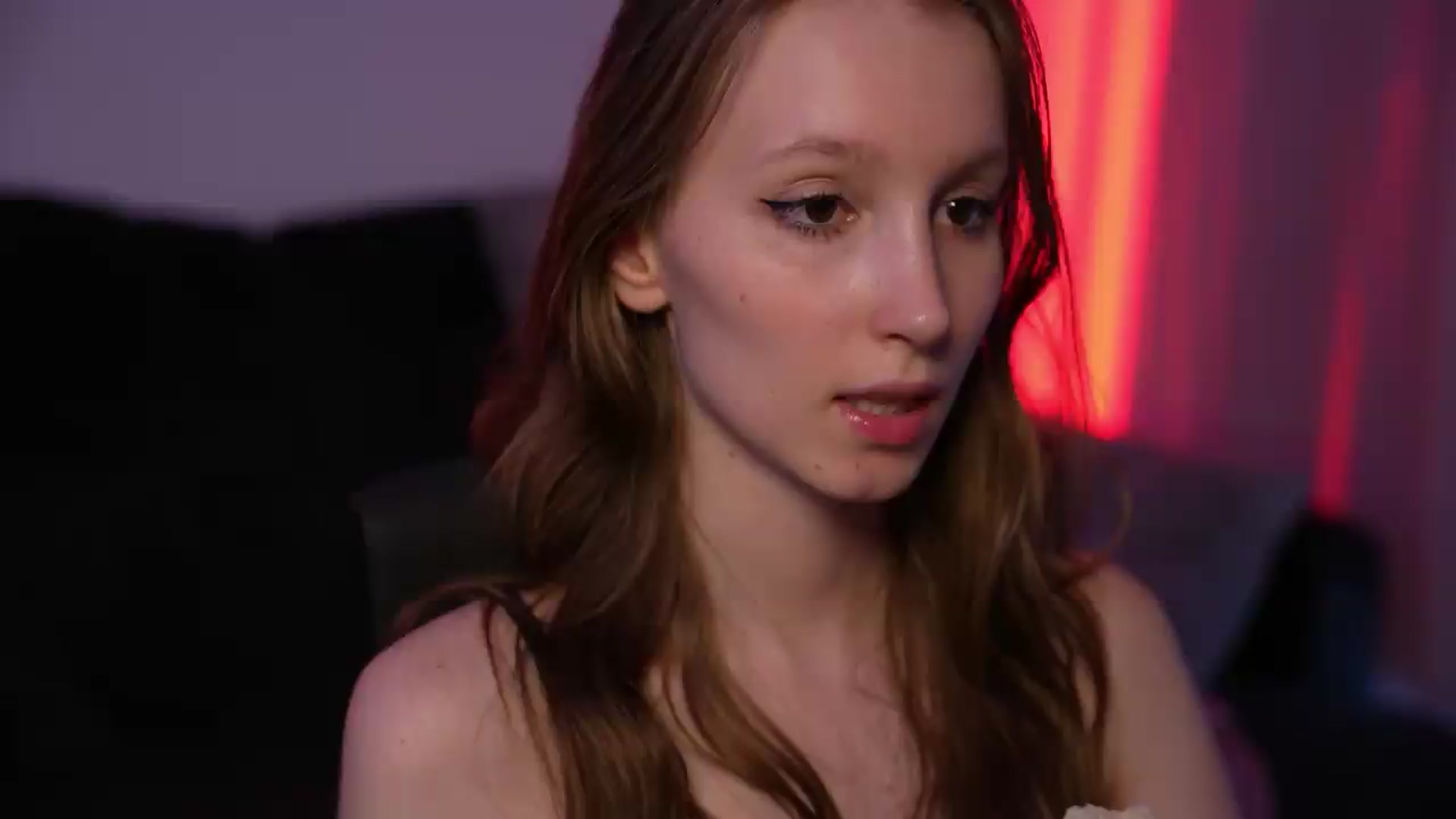 Gallery image thumbnail from Sw33t_g1rl's myfreecams stream on, 07/31/2026, 18:34 image 2 of 20