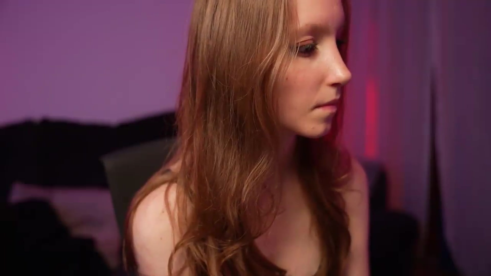 Gallery image thumbnail from Sw33t_g1rl's myfreecams stream on, 08/02/2026, 19:01 image 17 of 20