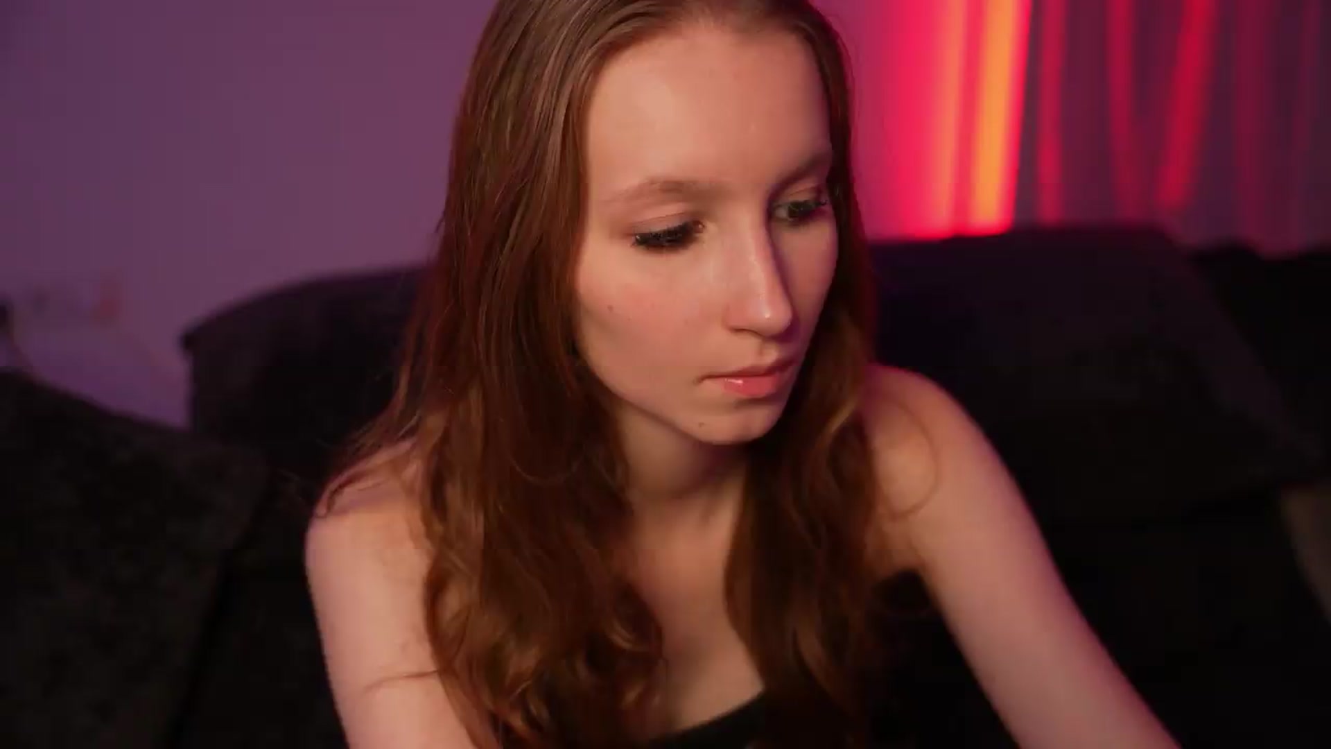Gallery image thumbnail from Sw33t_g1rl's myfreecams stream on, 08/09/2026, 01:18 image 2 of 20