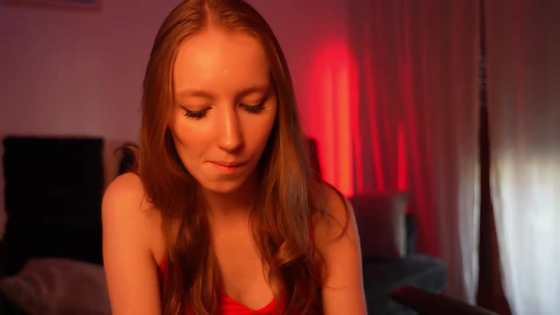 Gallery image thumbnail from Sw33t_g1rl's myfreecams stream on, 08/10/2026, 14:16 image 6 of 20