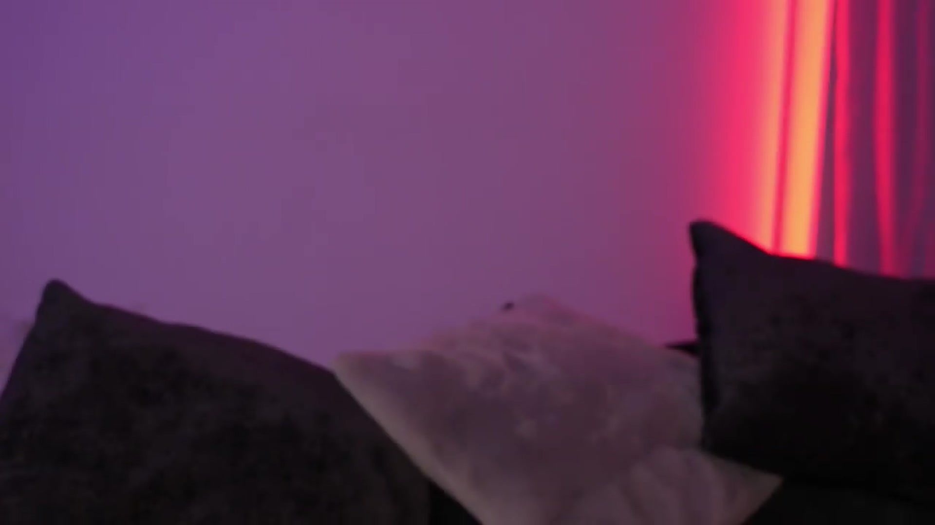 Gallery image thumbnail from Sw33t_g1rl's myfreecams stream on, 08/11/2026, 22:56 image 4 of 20