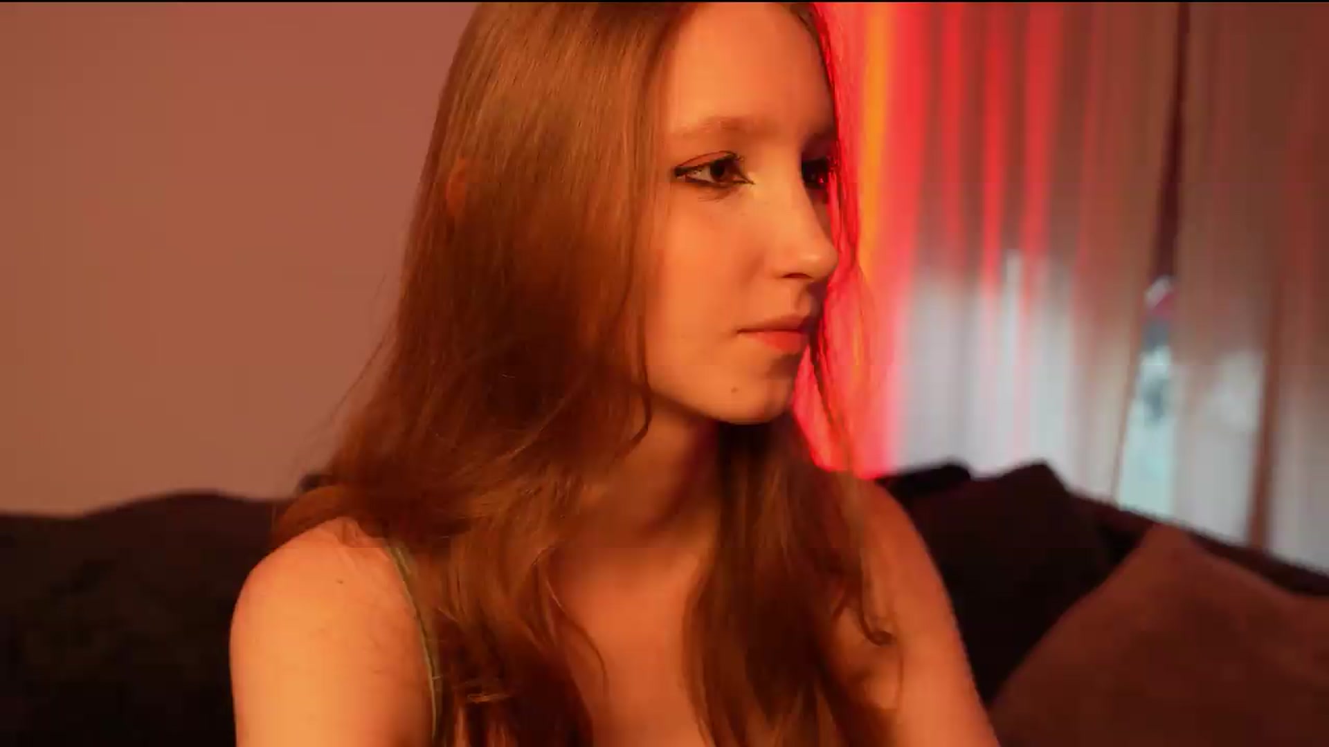 Gallery image thumbnail from Sw33t_g1rl's myfreecams stream on, 08/15/2026, 19:09 image 1 of 20