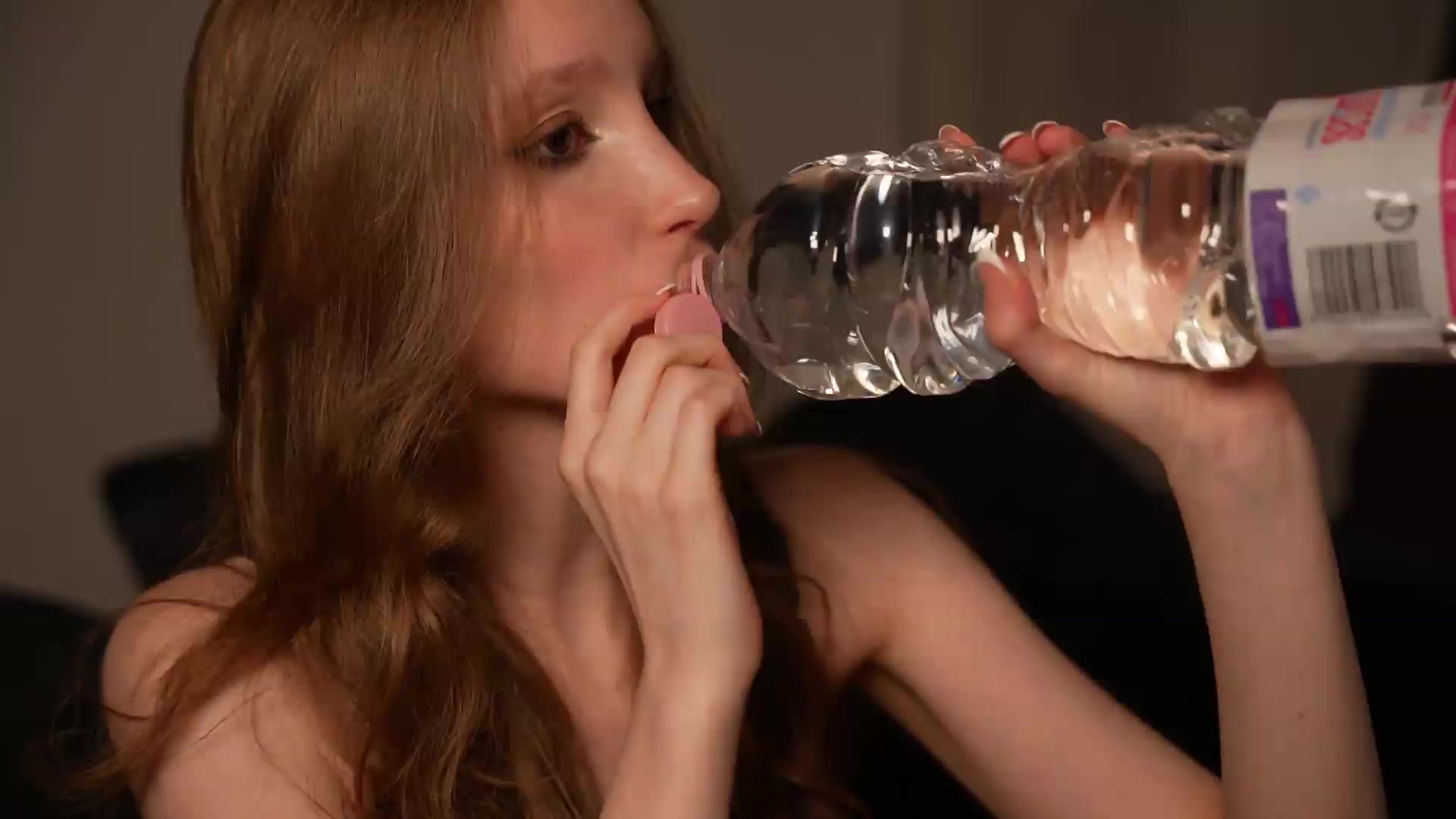 Gallery image thumbnail from Sw33t_g1rl's myfreecams stream on, 08/20/2026, 20:27 image 16 of 20