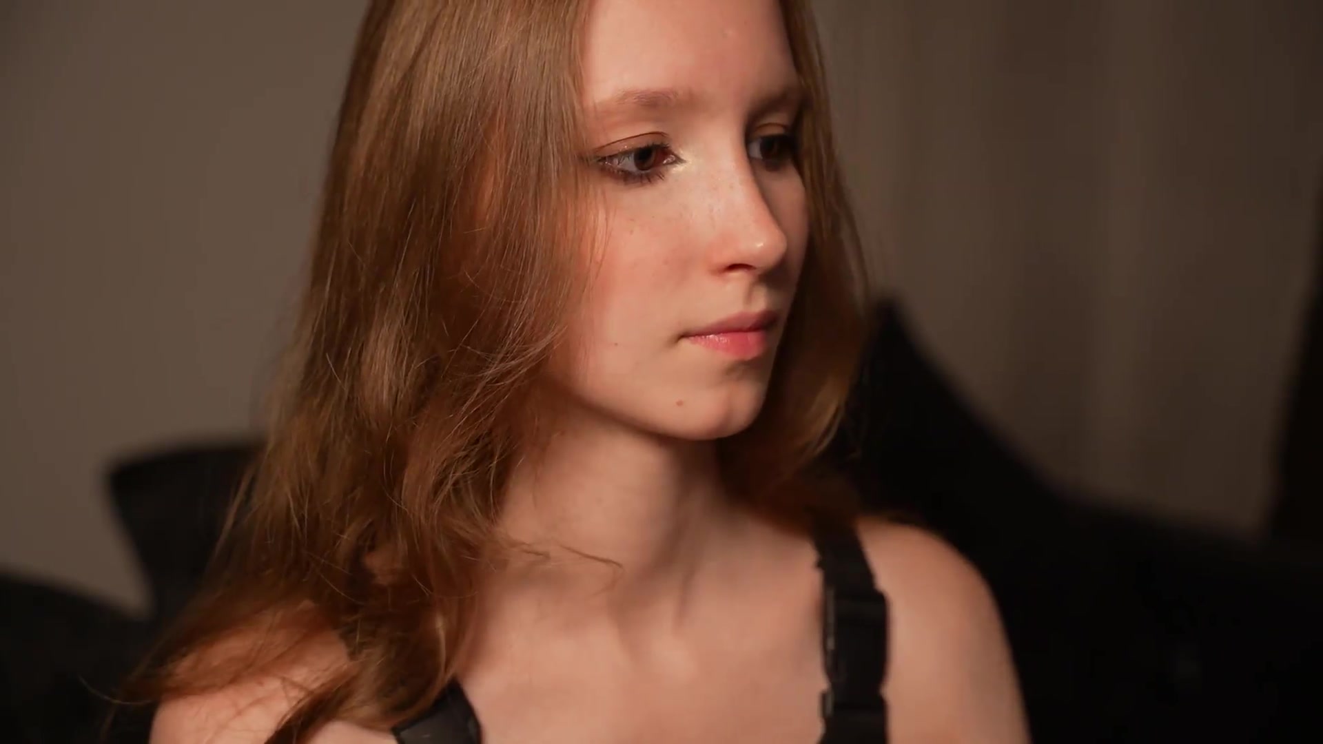 Gallery image thumbnail from Sw33t_g1rl's myfreecams stream on, 08/20/2026, 20:27 image 18 of 20