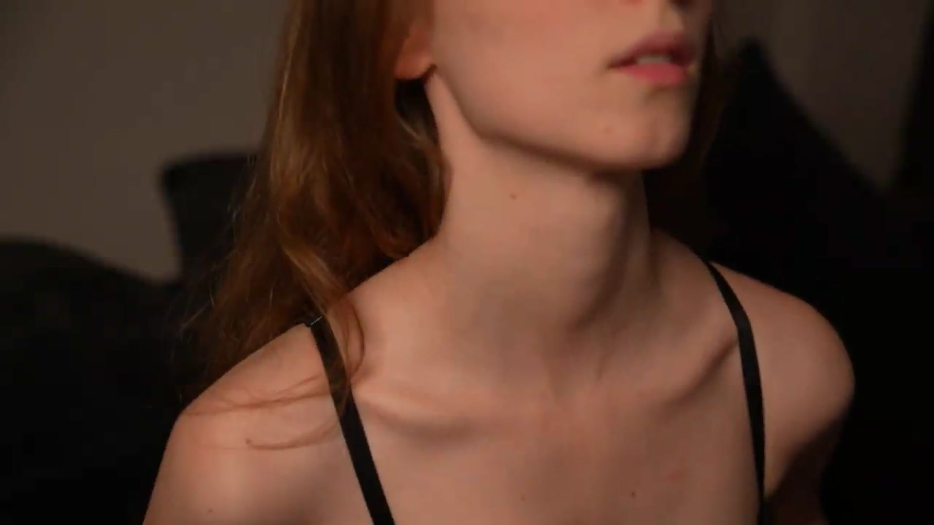 Gallery image thumbnail from Sw33t_g1rl's myfreecams stream on, 08/20/2026, 21:10 image 6 of 20