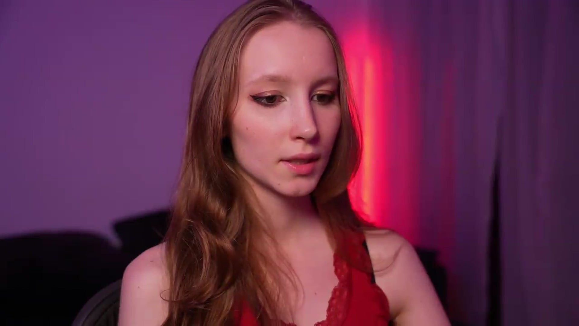 Gallery image thumbnail from Sw33t_g1rl's myfreecams stream on, 08/21/2026, 19:09 image 2 of 20