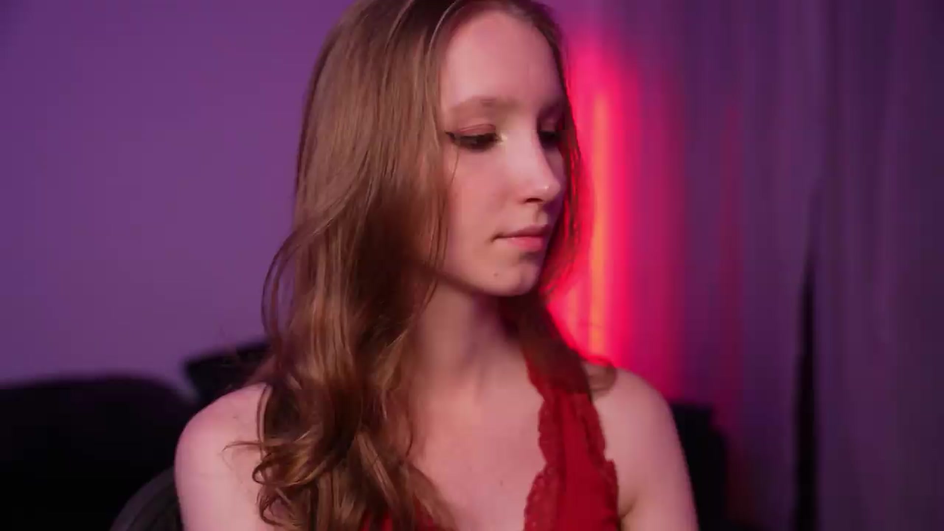 Gallery image thumbnail from Sw33t_g1rl's myfreecams stream on, 08/21/2026, 19:09 image 5 of 20