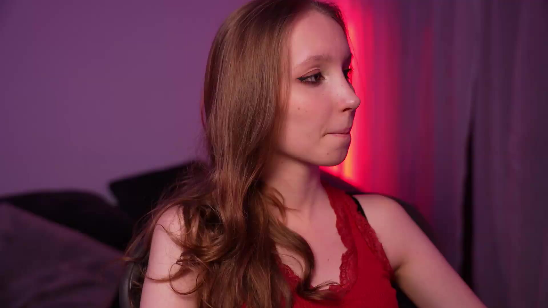 Gallery image thumbnail from Sw33t_g1rl's myfreecams stream on, 08/21/2026, 19:09 image 18 of 20