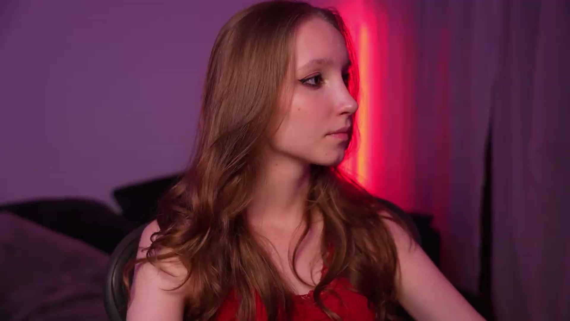 Gallery image thumbnail from Sw33t_g1rl's myfreecams stream on, 08/21/2026, 19:09 image 11 of 20