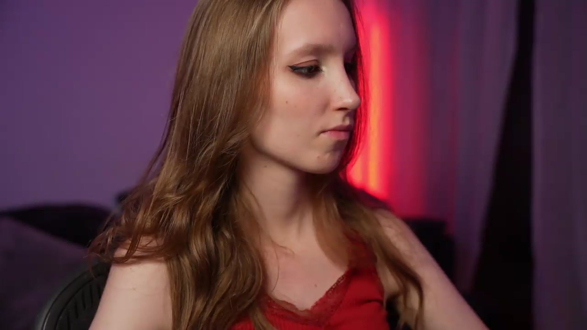 Gallery image thumbnail from Sw33t_g1rl's myfreecams stream on, 08/21/2026, 20:07 image 15 of 20