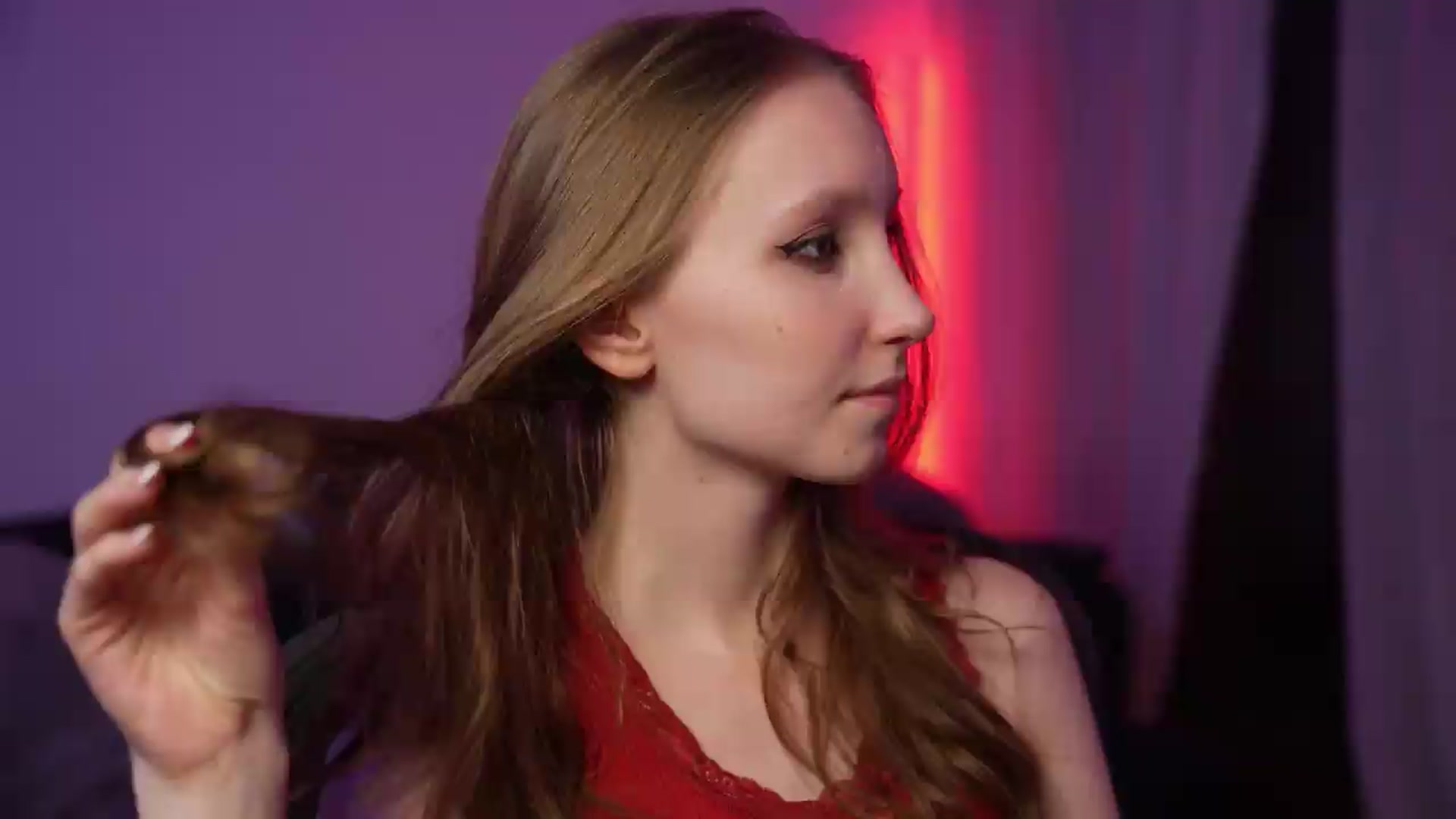 Gallery image thumbnail from Sw33t_g1rl's myfreecams stream on, 08/21/2026, 20:07 image 1 of 20
