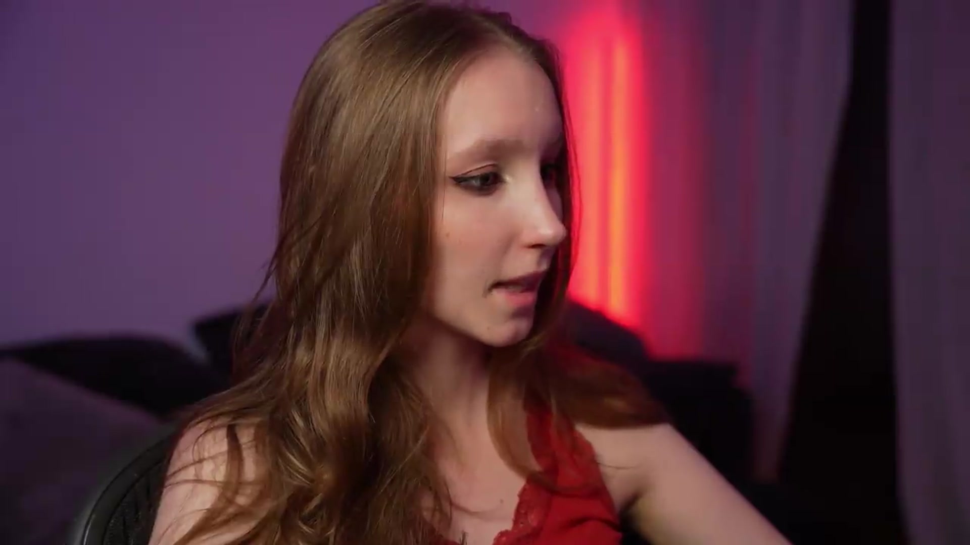 Gallery image thumbnail from Sw33t_g1rl's myfreecams stream on, 08/21/2026, 20:07 image 9 of 20