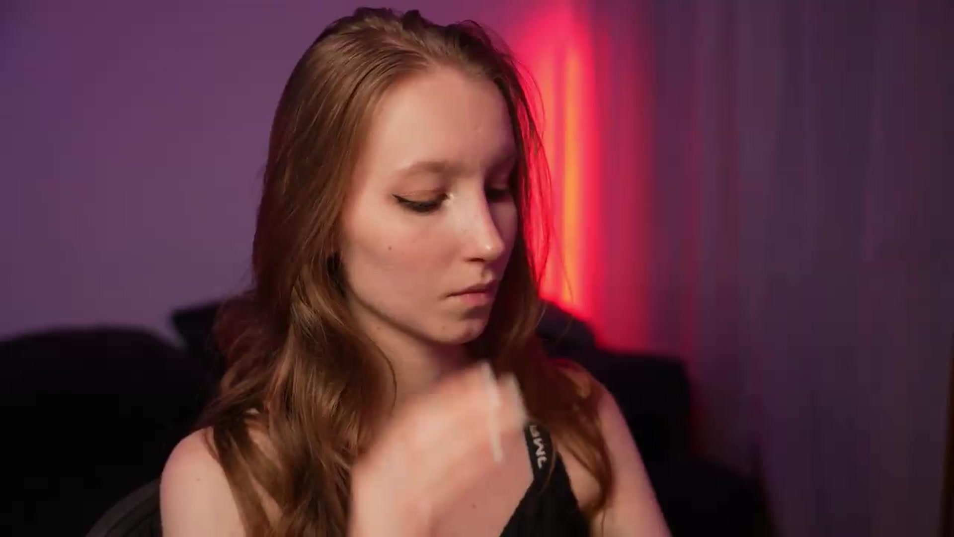 Gallery image thumbnail from Sw33t_g1rl's myfreecams stream on, 08/22/2026, 20:22 image 6 of 20