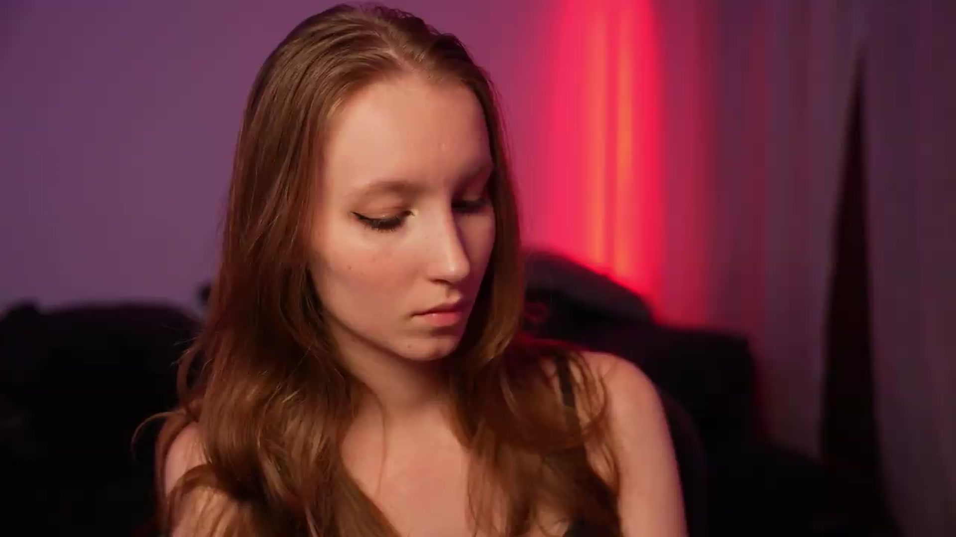 Gallery image thumbnail from Sw33t_g1rl's myfreecams stream on, 08/22/2026, 22:08 image 1 of 20
