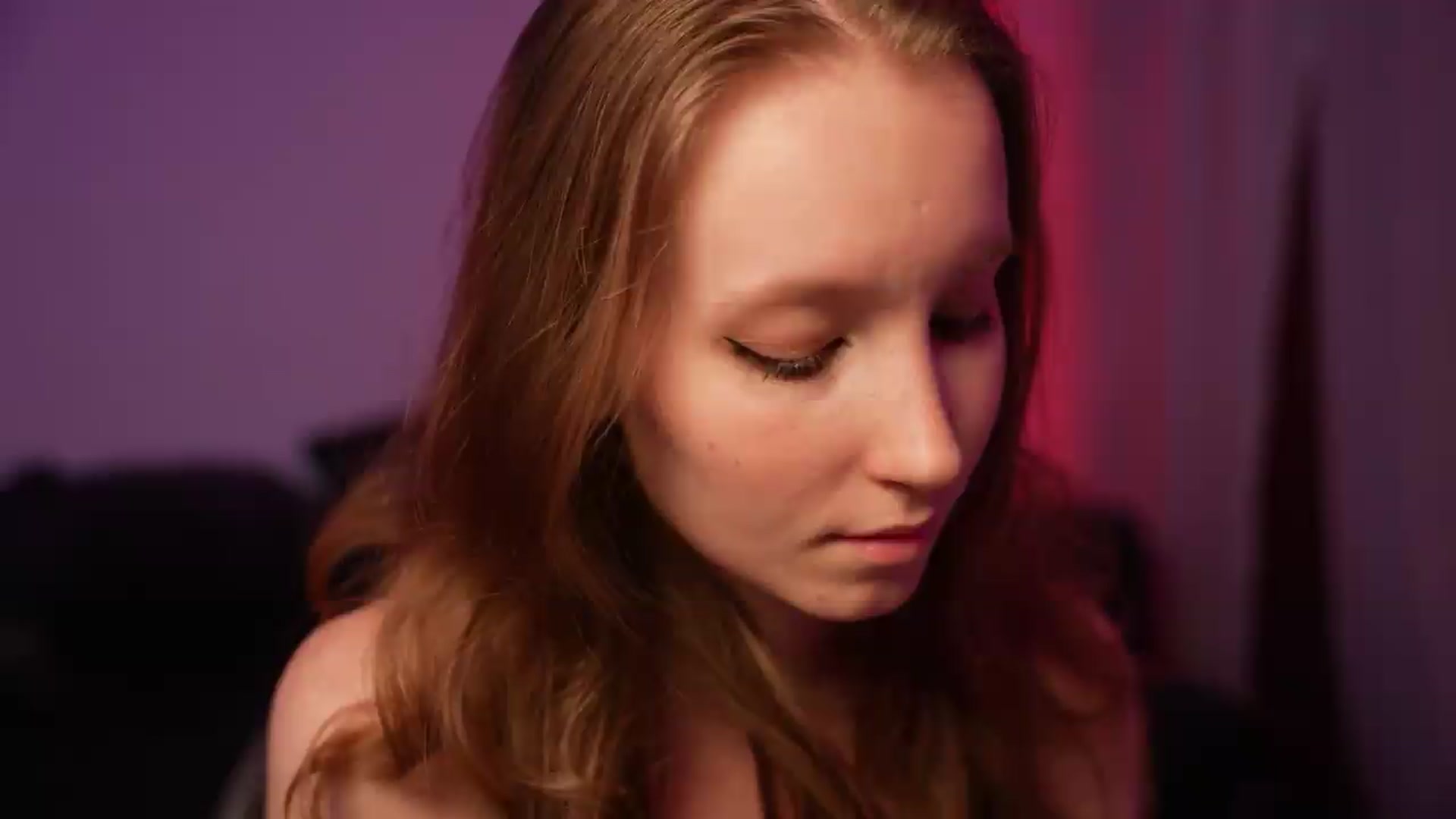Gallery image thumbnail from Sw33t_g1rl's myfreecams stream on, 08/22/2026, 22:08 image 10 of 20