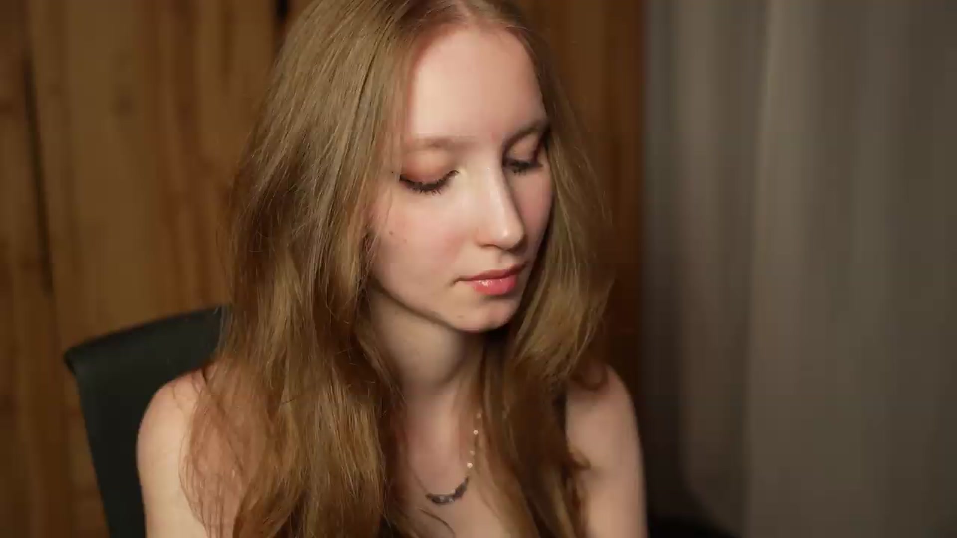 Gallery image thumbnail from Sw33t_g1rl's myfreecams stream on, 08/24/2026, 20:12 image 13 of 20