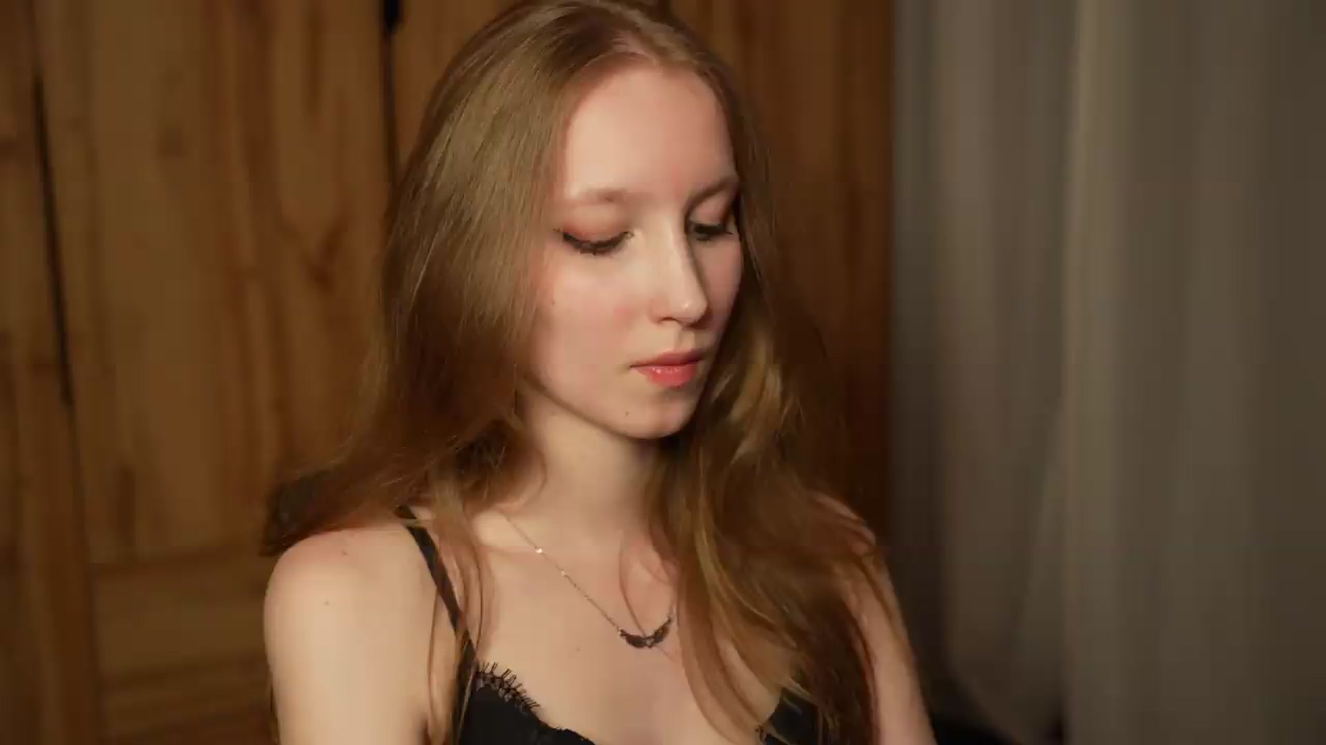 Gallery image thumbnail from Sw33t_g1rl's myfreecams stream on, 08/24/2026, 20:12 image 19 of 20