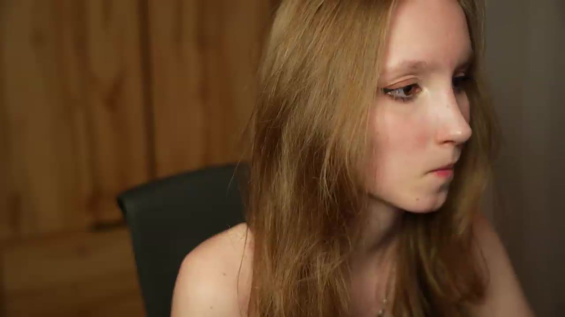 Gallery image thumbnail from Sw33t_g1rl's myfreecams stream on, 08/24/2026, 22:07 image 16 of 20